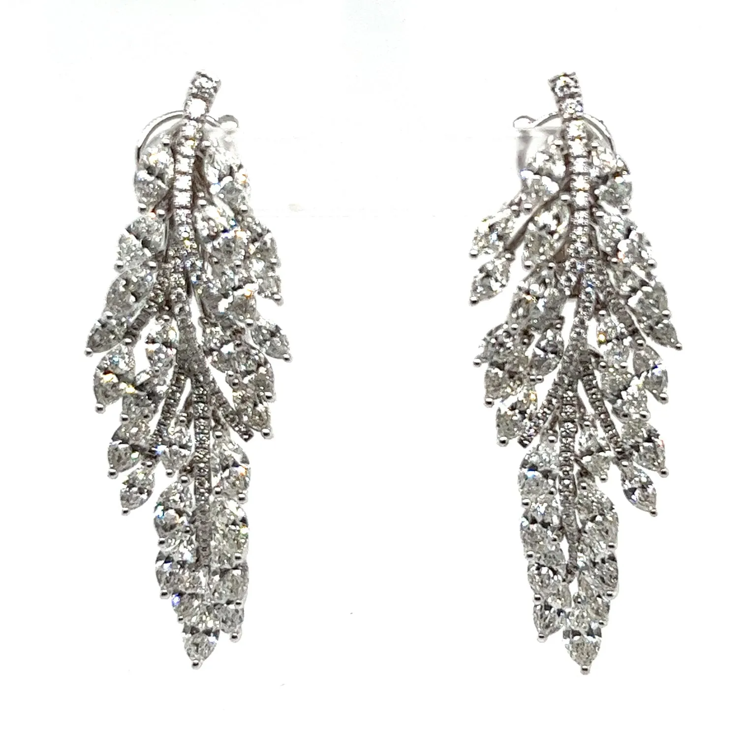 18kt White Gold Diamond Chandeliers Earrings