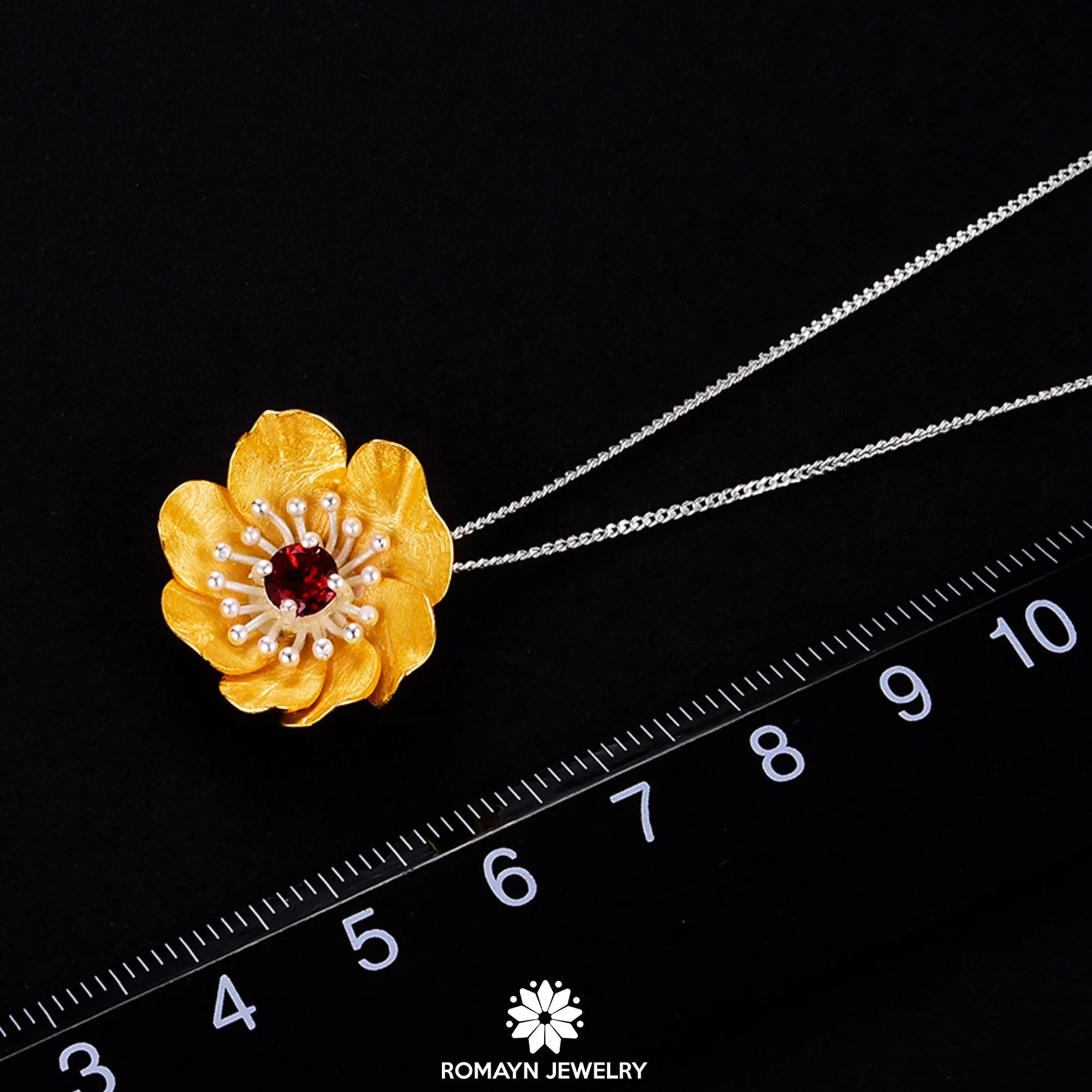 Anemone Flower Garnet Necklace