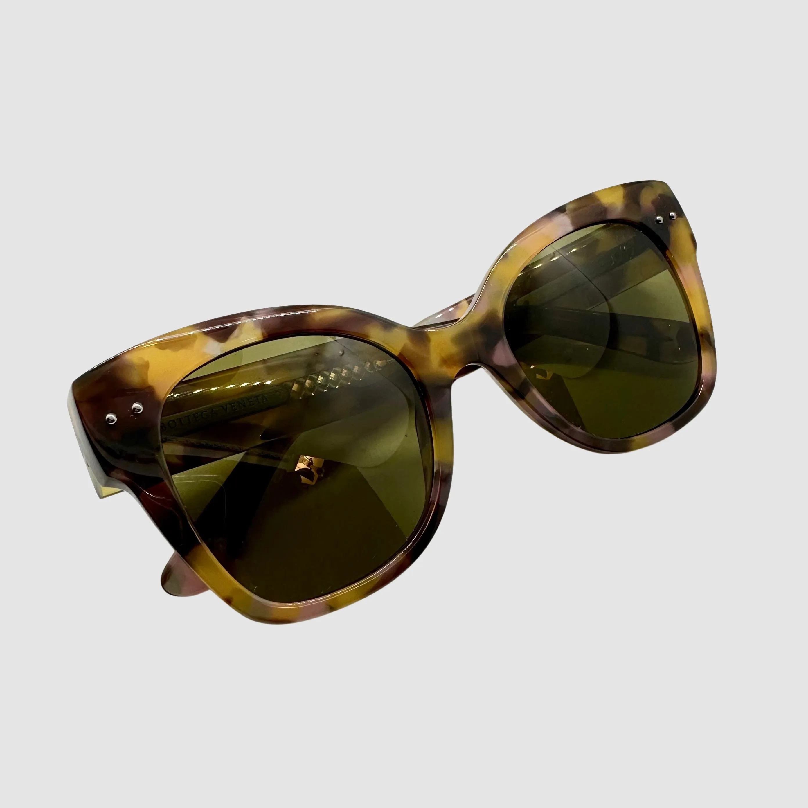 Bottega Veneta Tinted Sunglasses w/ Multi-Colored Tortoiseshell Frames