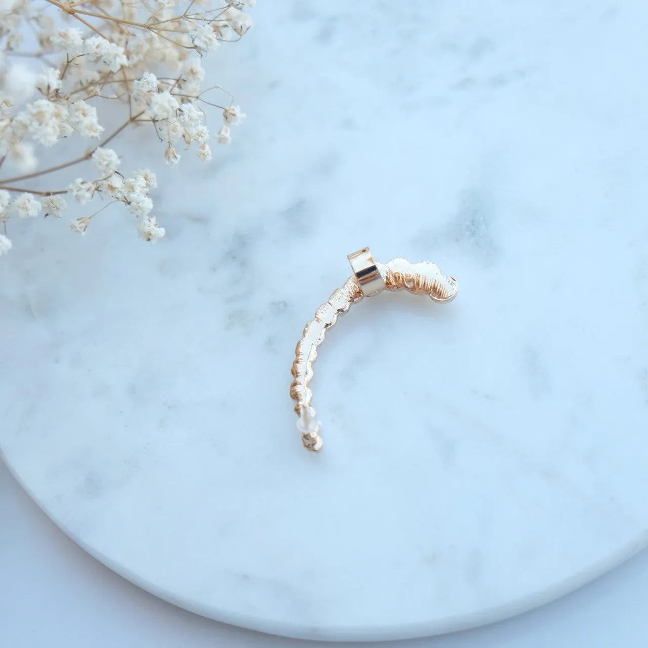 Cara Mini Pearl Ear Cuff