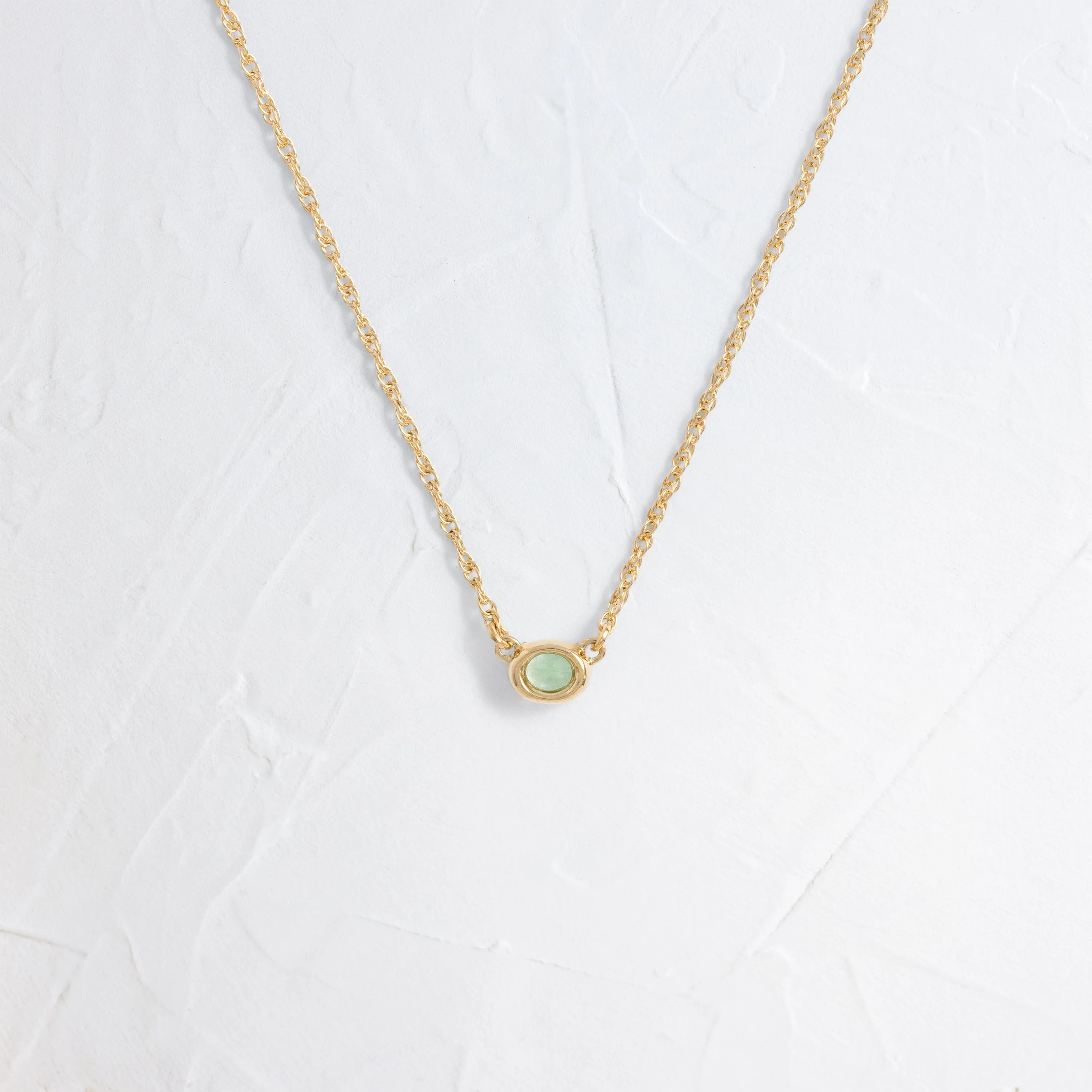 Centering Necklace, Mint Garnet - OOS