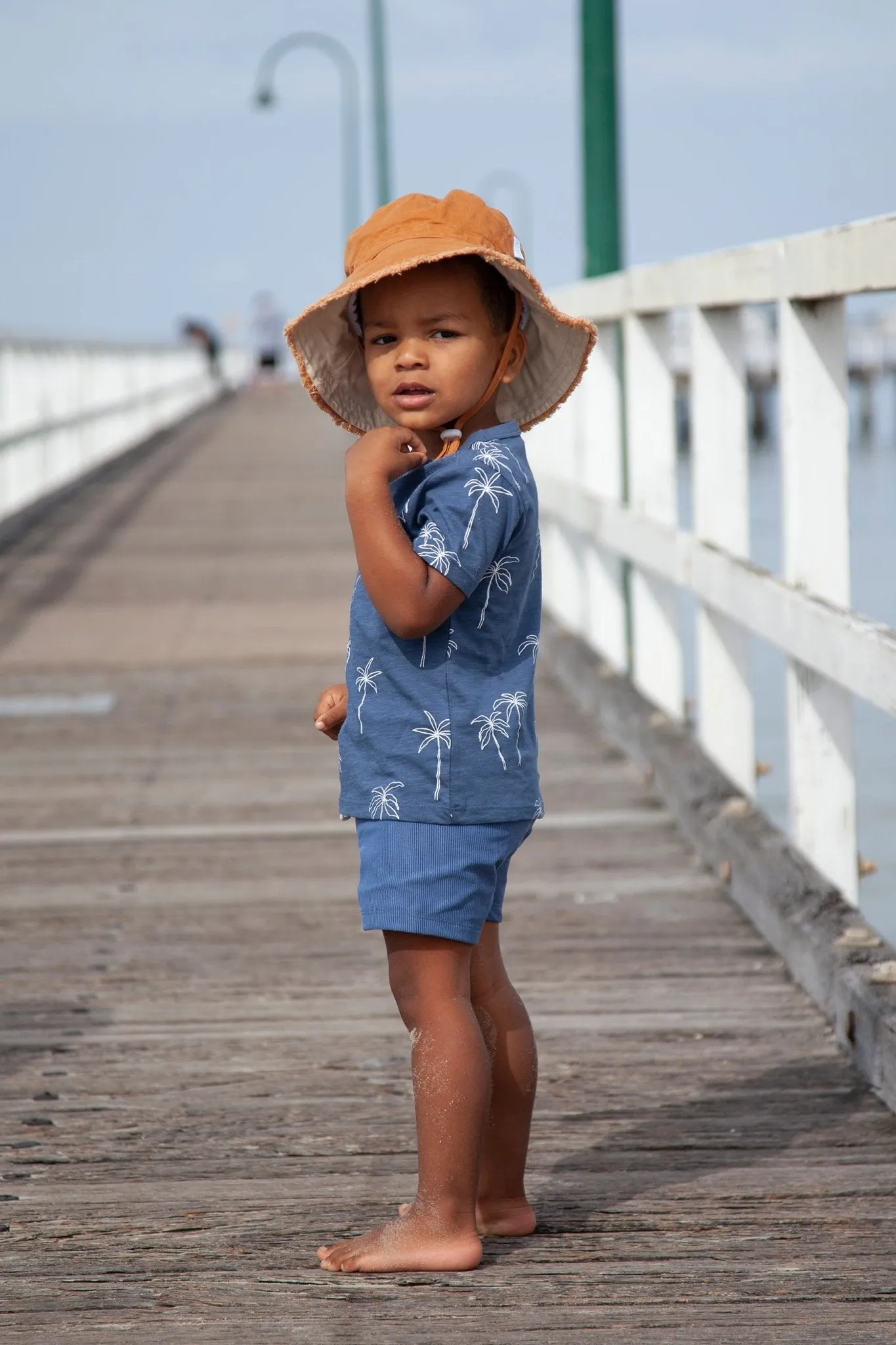 Chestnut Frayed Bucket Hat