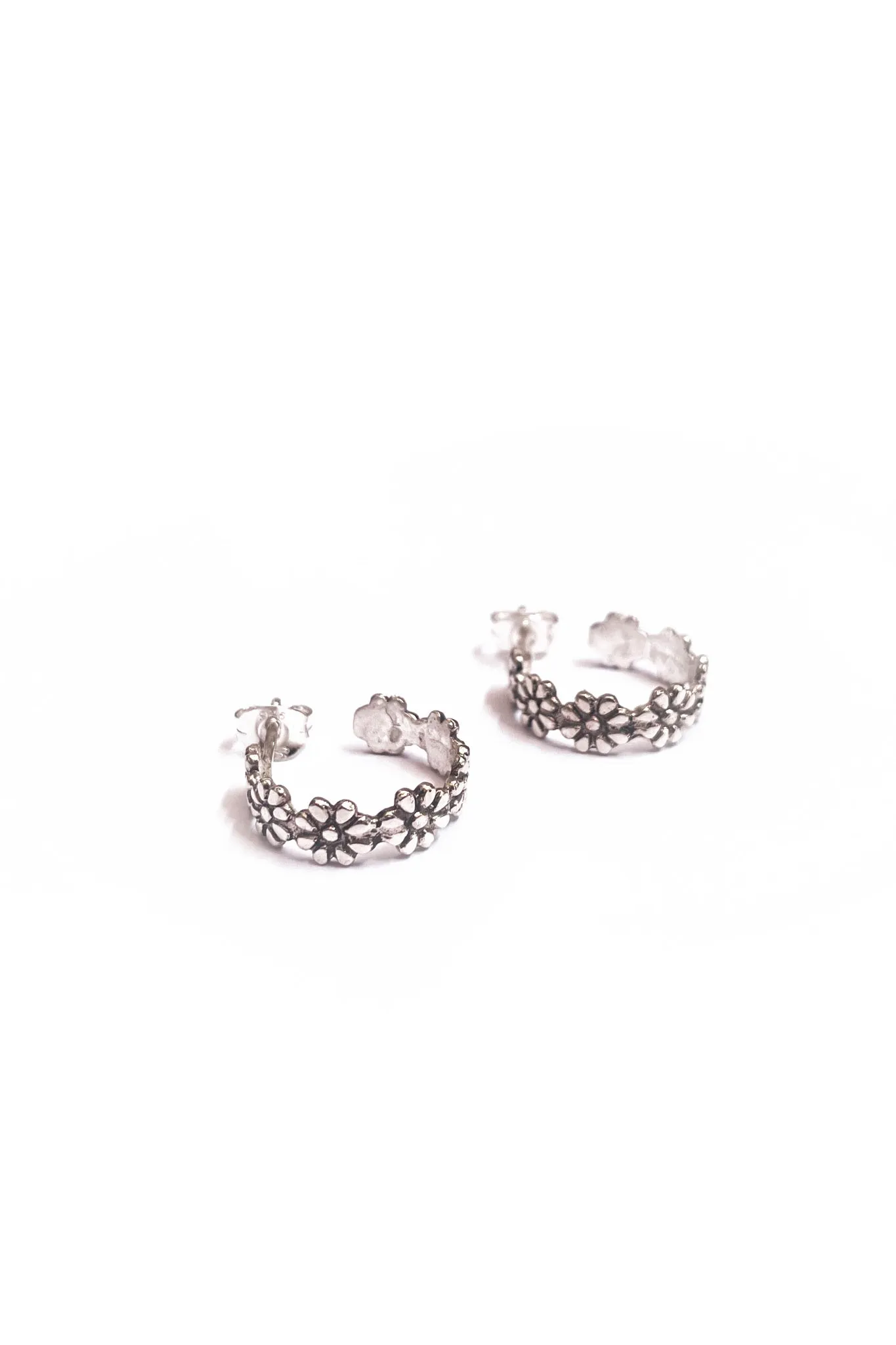 Daisy Chain Hoops | Silver