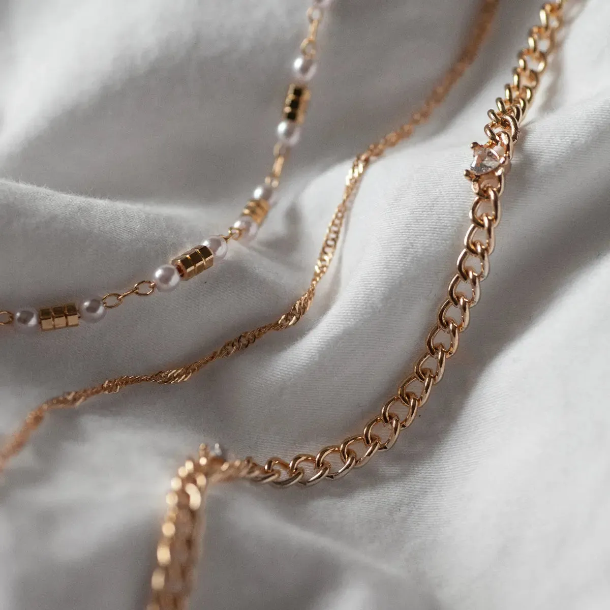 Delicate Twisted Chain Necklace