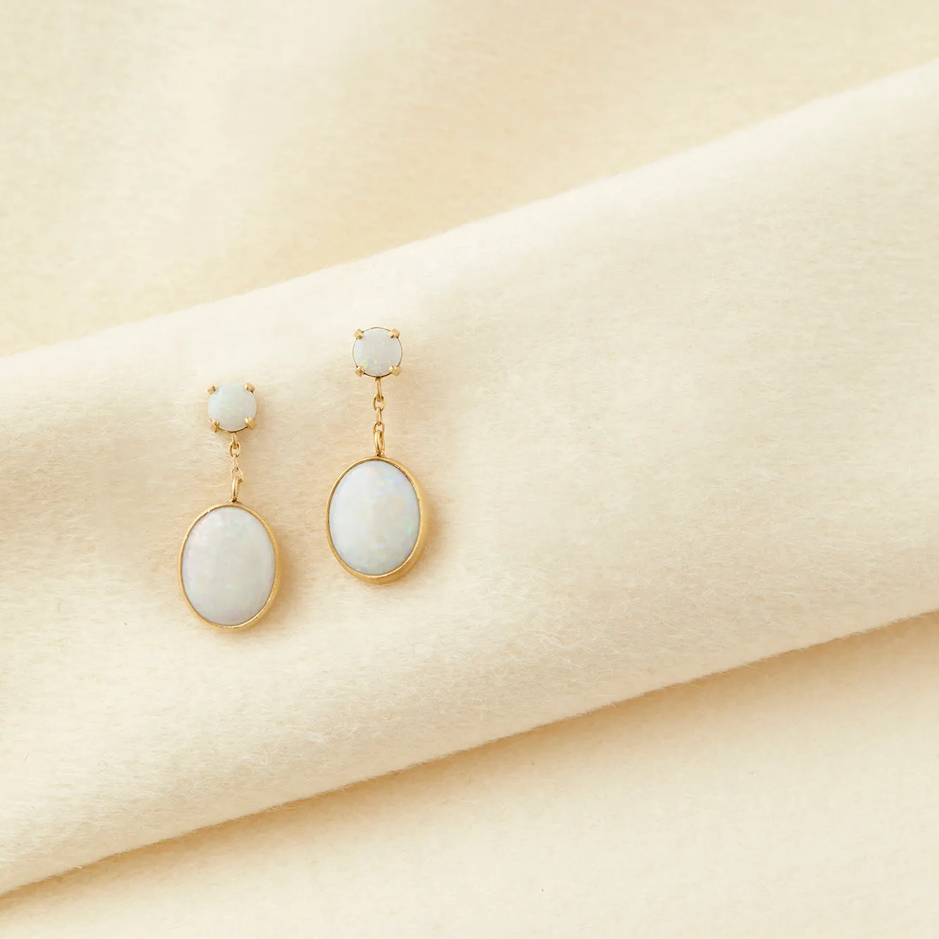 E8601OP | Australian White Opal Glacé Earring