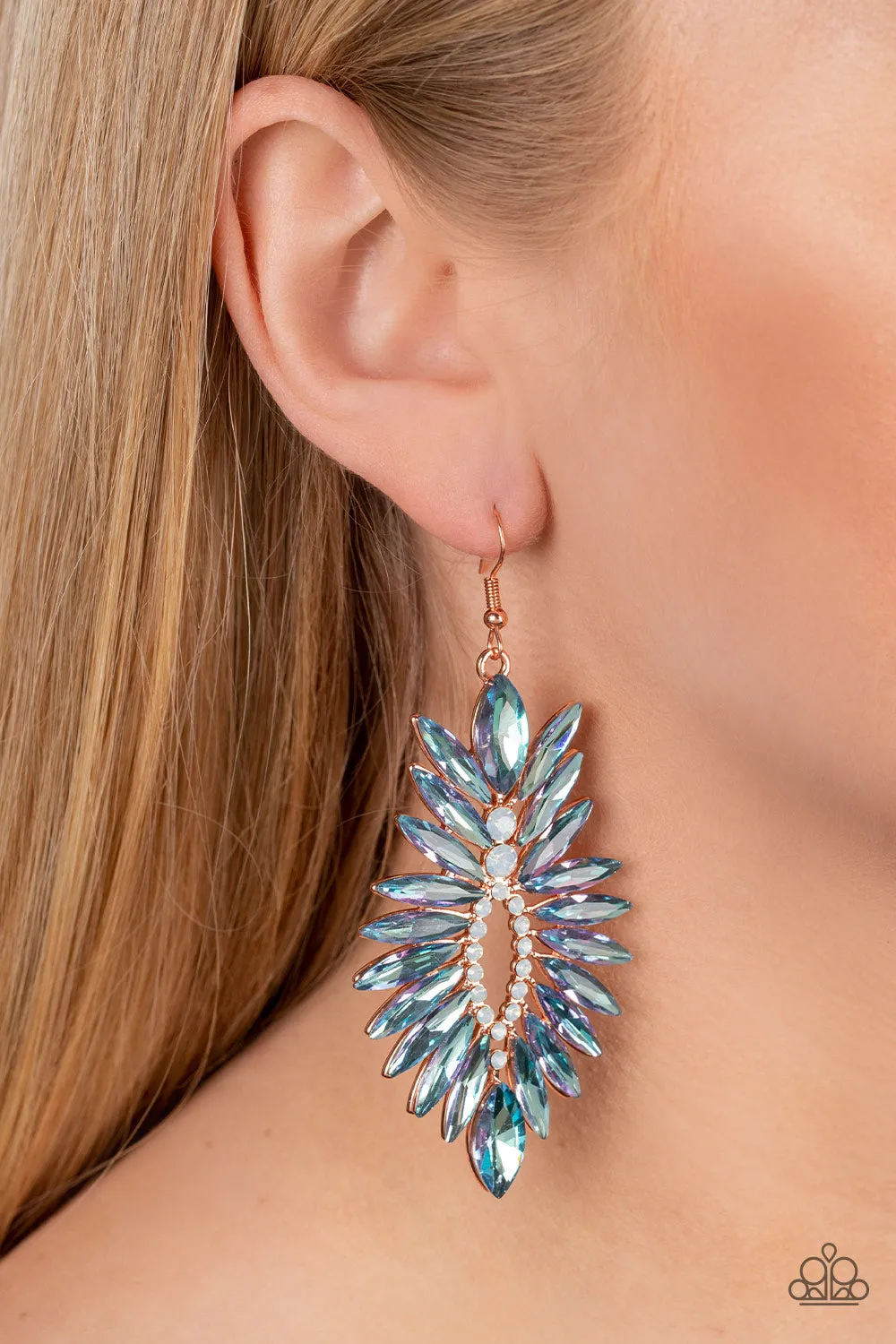 Earrings Turn up the Luxe - Multi Blue E443