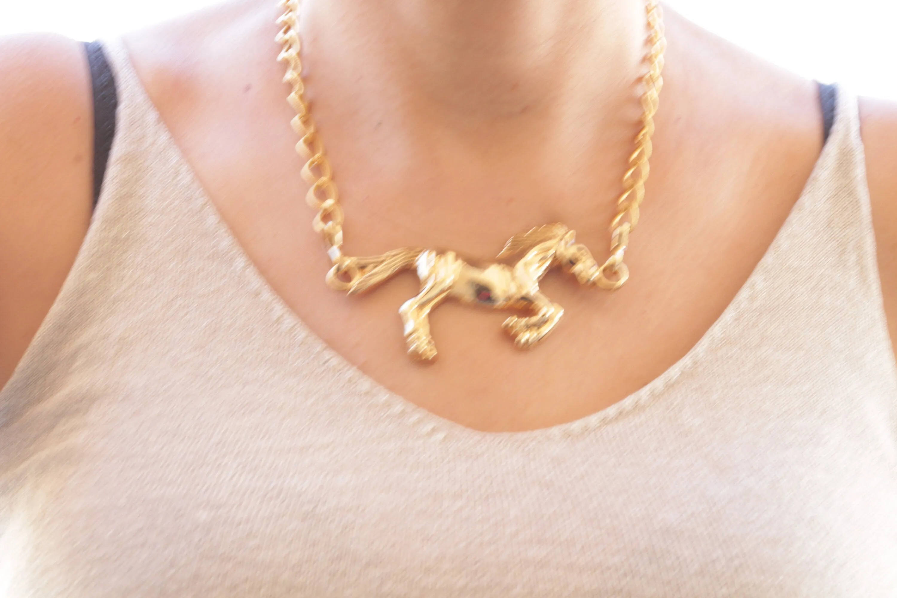 HORSE NECKLACE