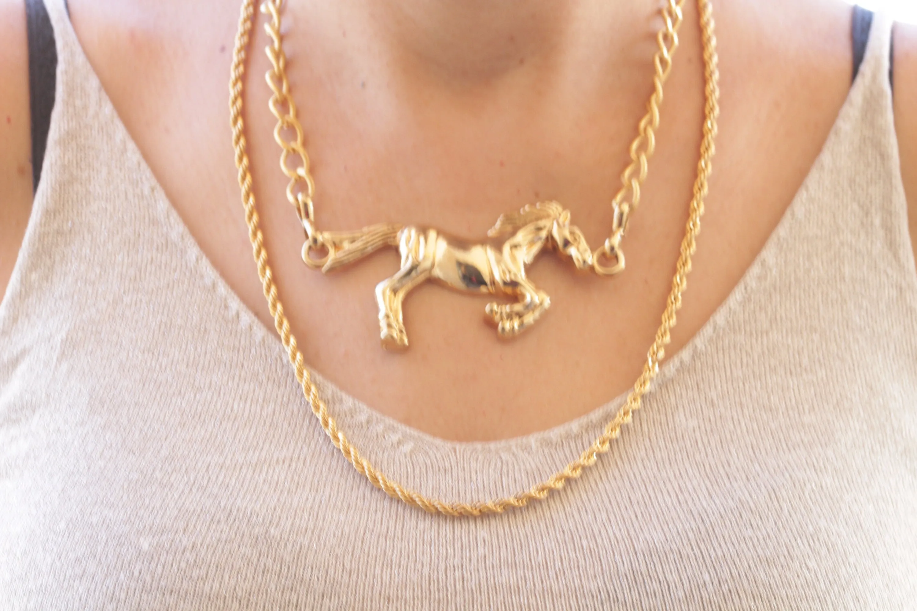 HORSE NECKLACE