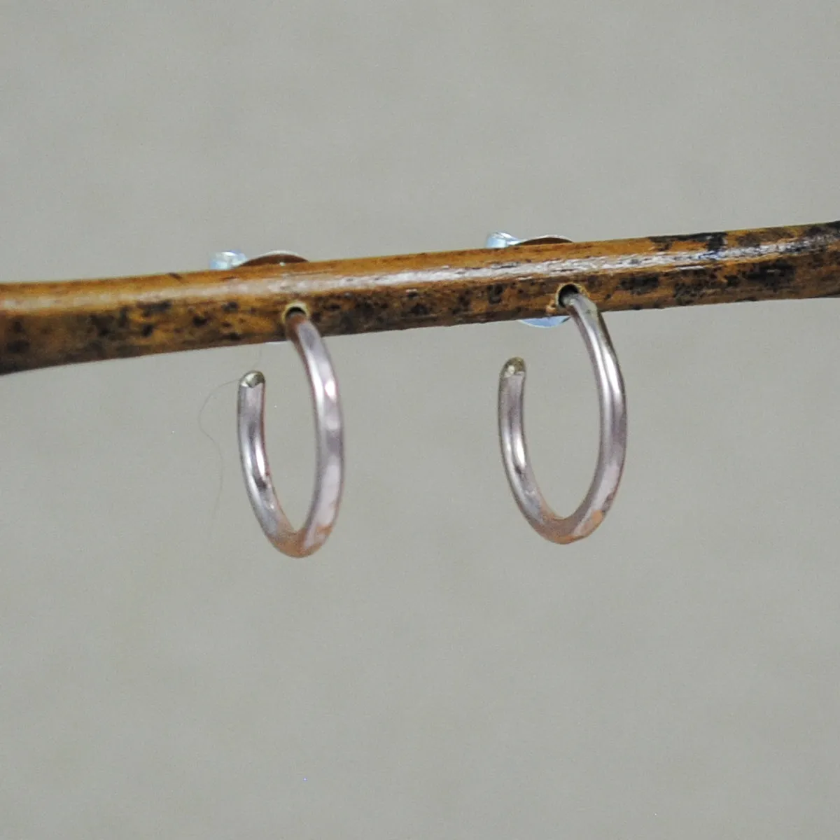 Huggie Hoop Earrings - rose gold-filled