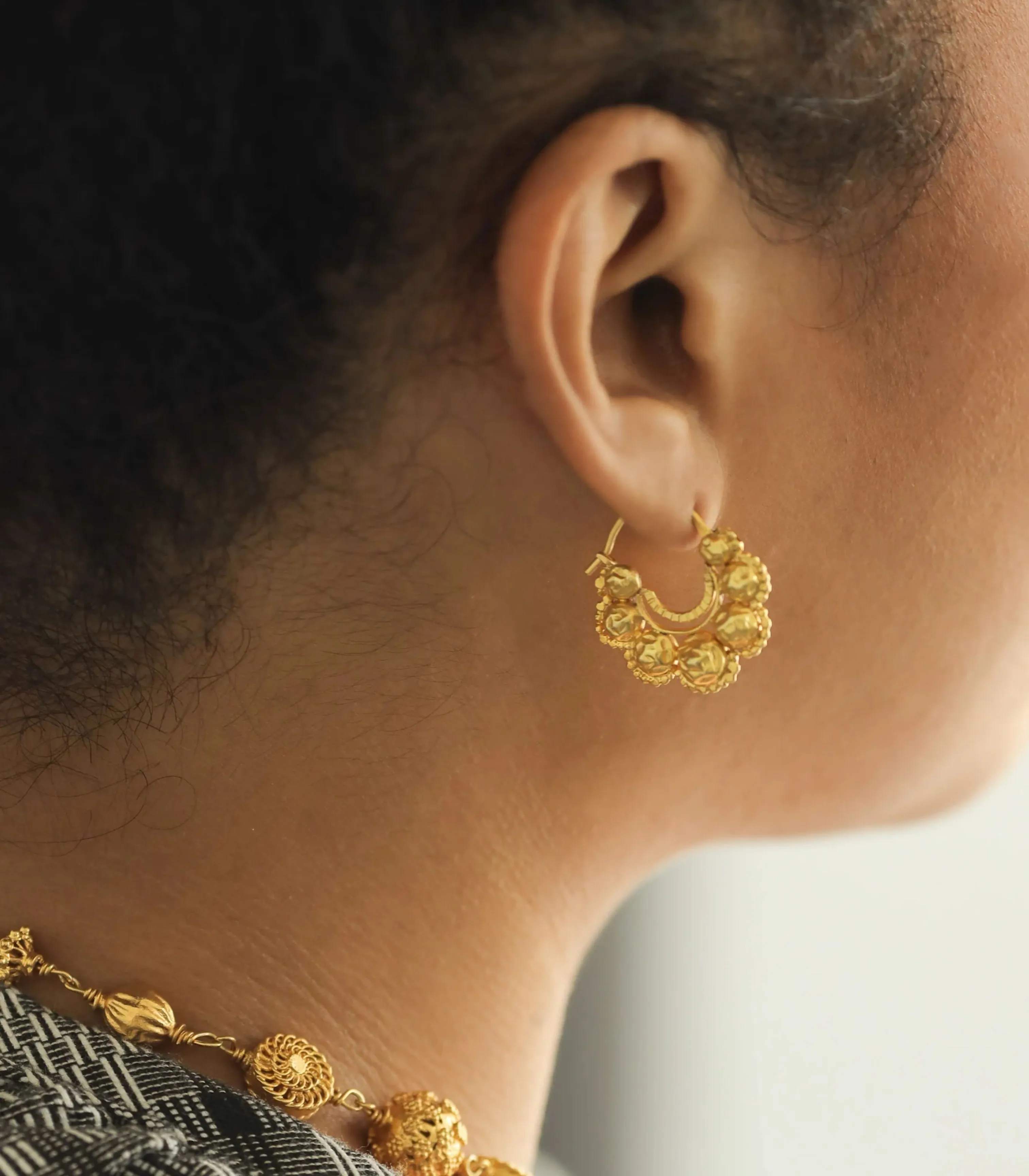 Pitus' Batu Ivatan Gold Earrings