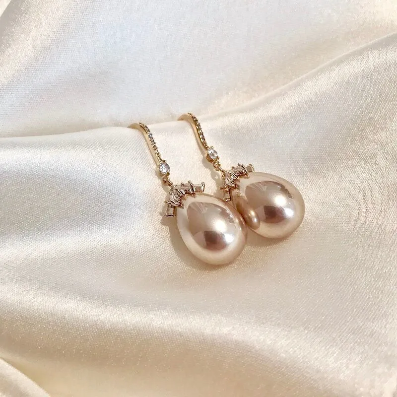 "Dora" - Bohemian Gold Pearl Bridal Earrings - Available in Gold and Silver